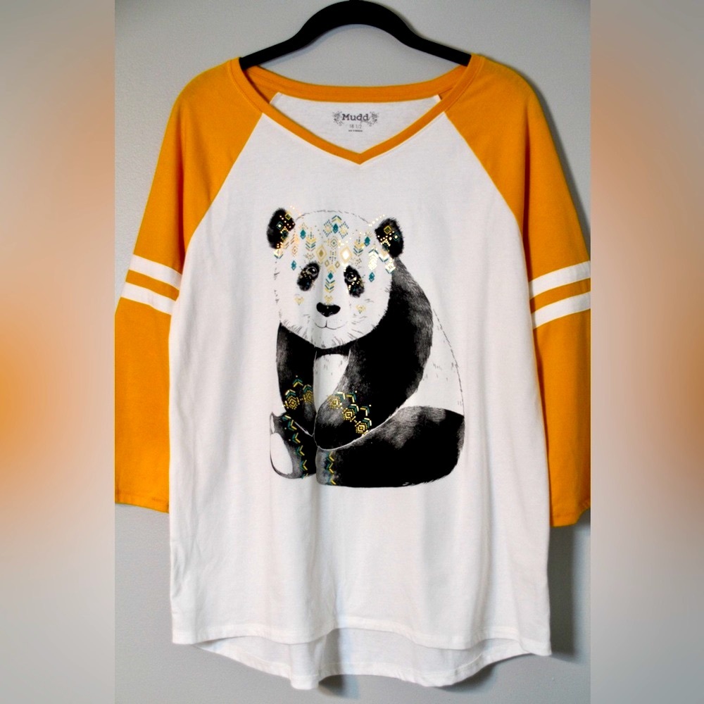 Junior’s Mudd Brand White and Yellow Sleeved 3/4 Shirt